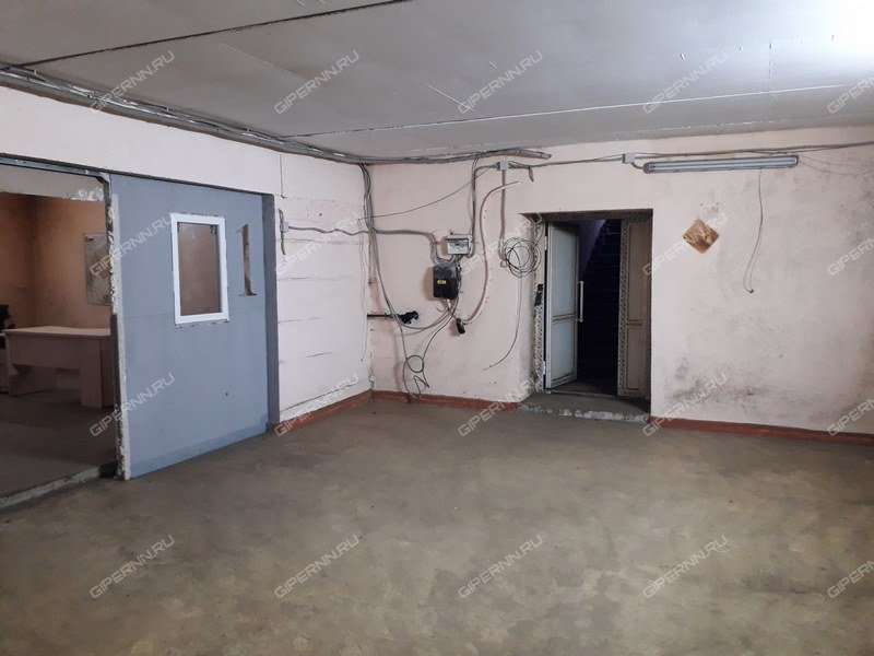 помещение под склад на Комсомольском шоссе