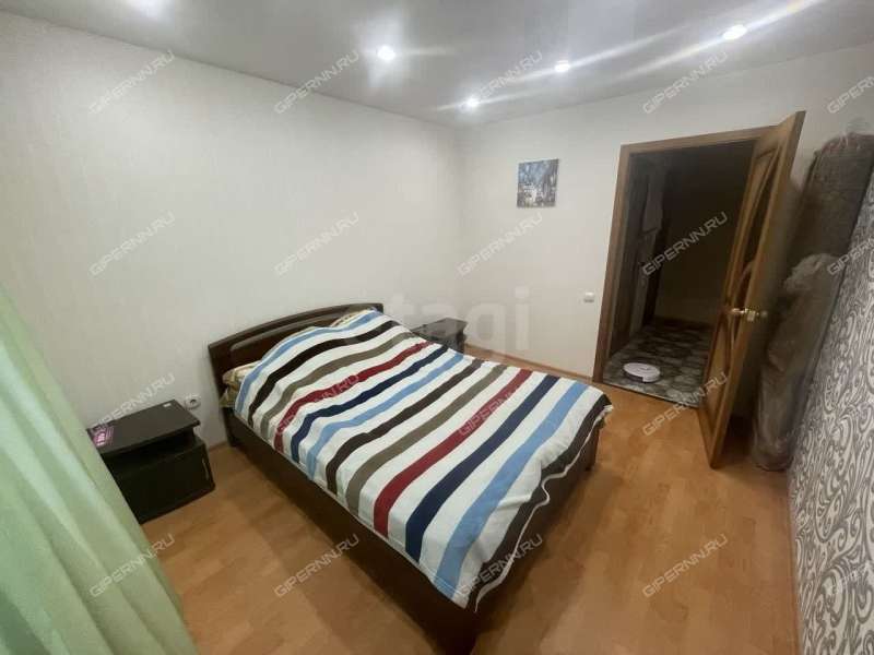 трёхкомнатная квартира на Днепропетровской улице дом 16