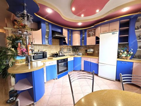 3-komnatnaya-ul-yablonevaya-d-14a фото