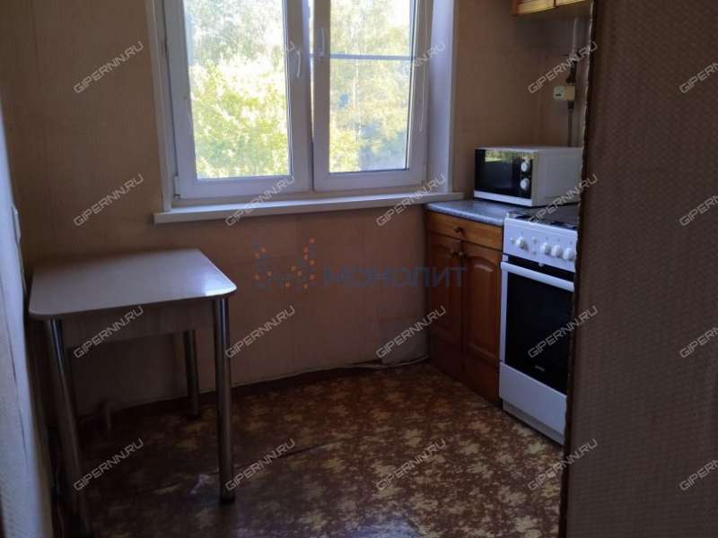 трёхкомнатная квартира на улице Адмирала Васюнина дом 13