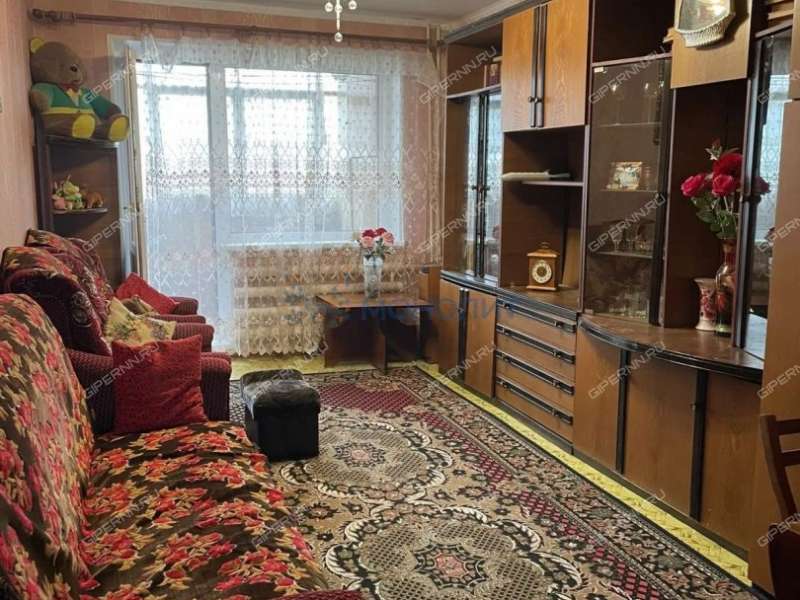 трёхкомнатная квартира на Молитовской улице дом 2