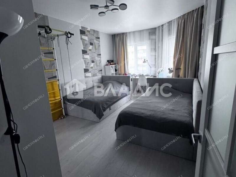 трёхкомнатная квартира на улице Богдановича дом 4 к1