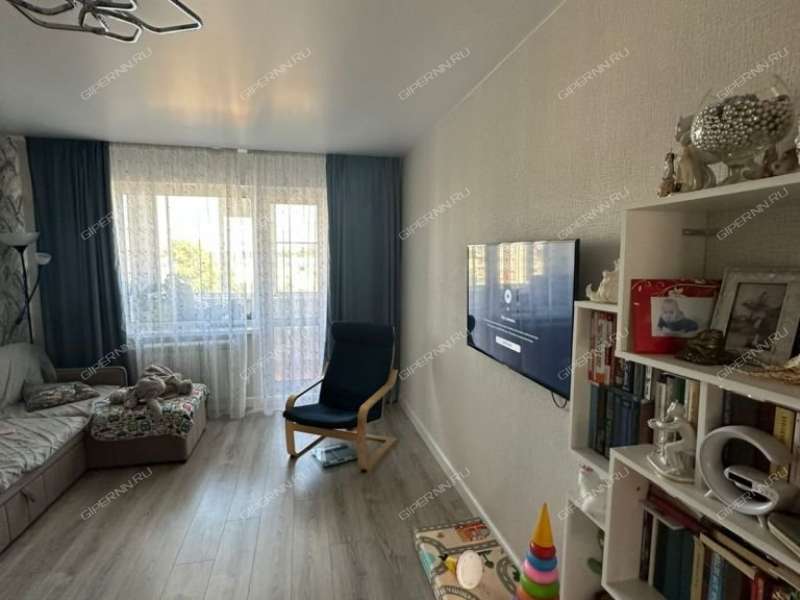 трёхкомнатная квартира на проспекте Ильича дом 38