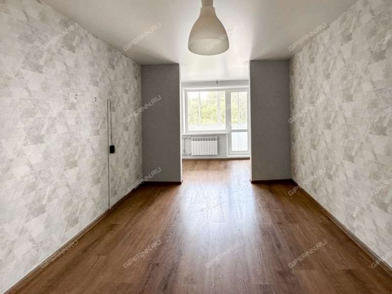 трёхкомнатная квартира на улице Юлиуса Фучика дом 39