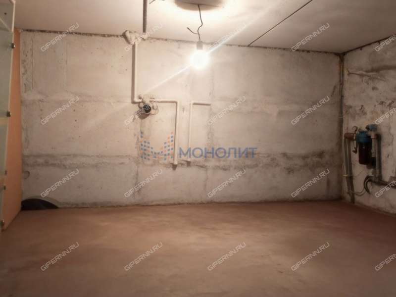 1/2 дома в слободе Верхнепечёрская