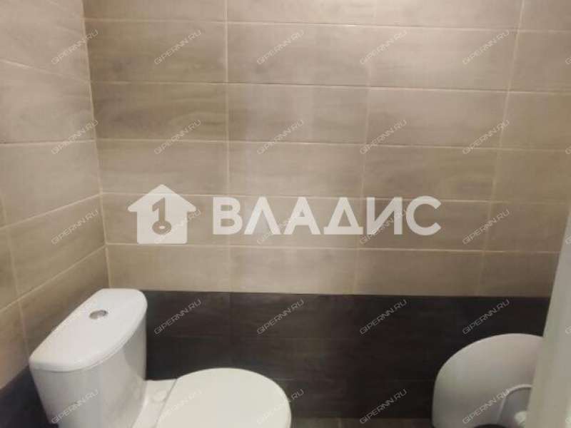 дом на Весенней улице