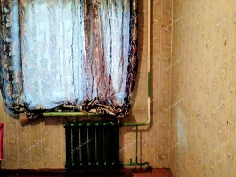 четырёхкомнатная квартира на проспекте Бусыгина дом 36