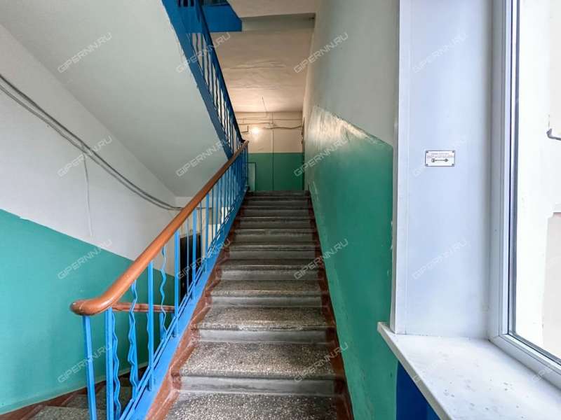 трёхкомнатная квартира на проспекте Октября дом 16