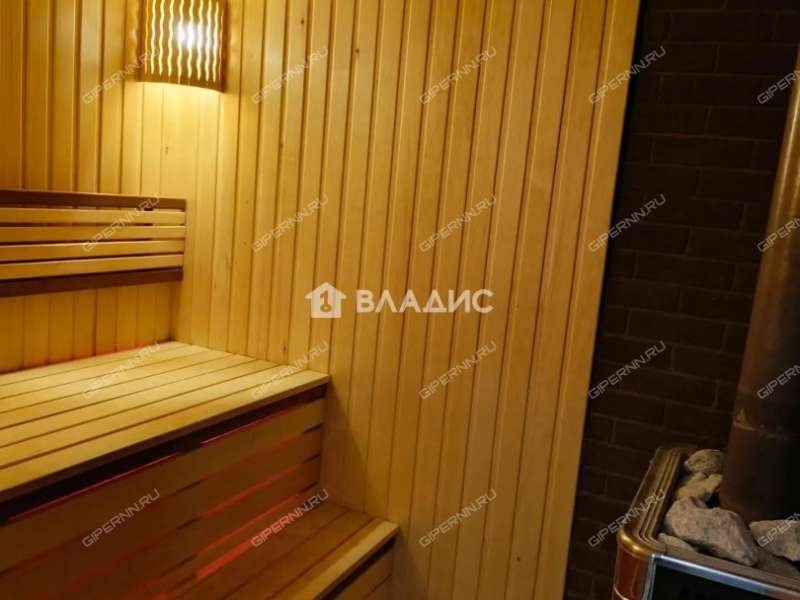 дом на улице Земляничная село Елховка