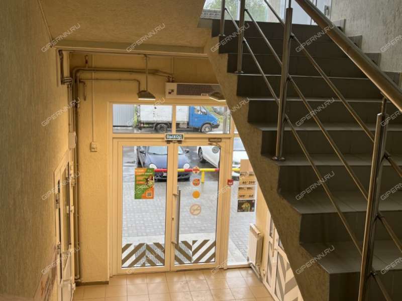 помещение под торговую площадь на Южном шоссе