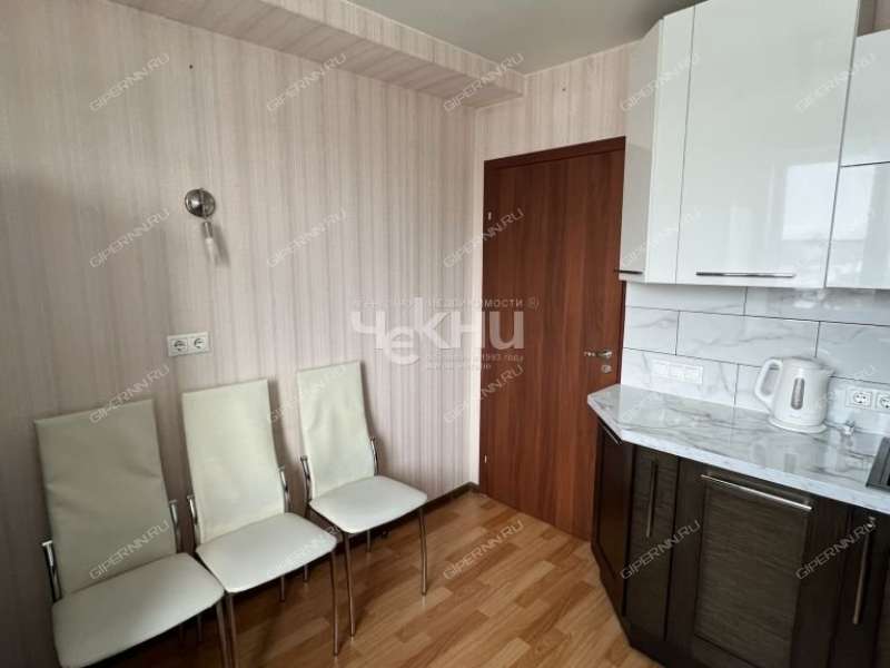 двухкомнатная квартира на Праздничной улице дом 5