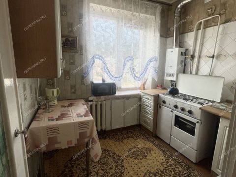 1-komnatnaya-ul-geroya-sovetskogo-soyuza-poyushheva-d-7 фото