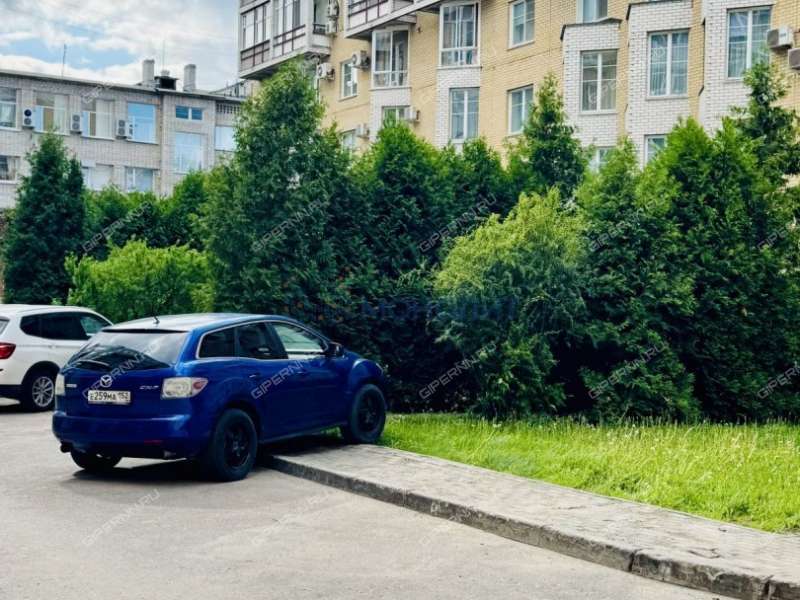 трёхкомнатная квартира на улице Дунаева дом 12