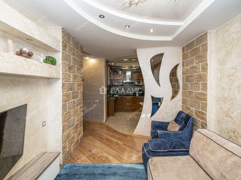 трёхкомнатная квартира на улице Тимирязева дом 7 к1