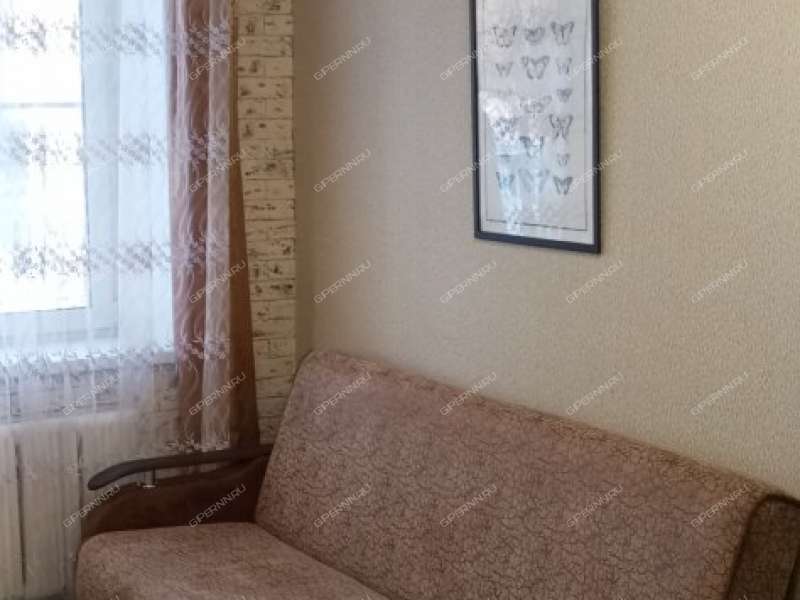 однокомнатная квартира на улице 40 лет Октября дом 20а