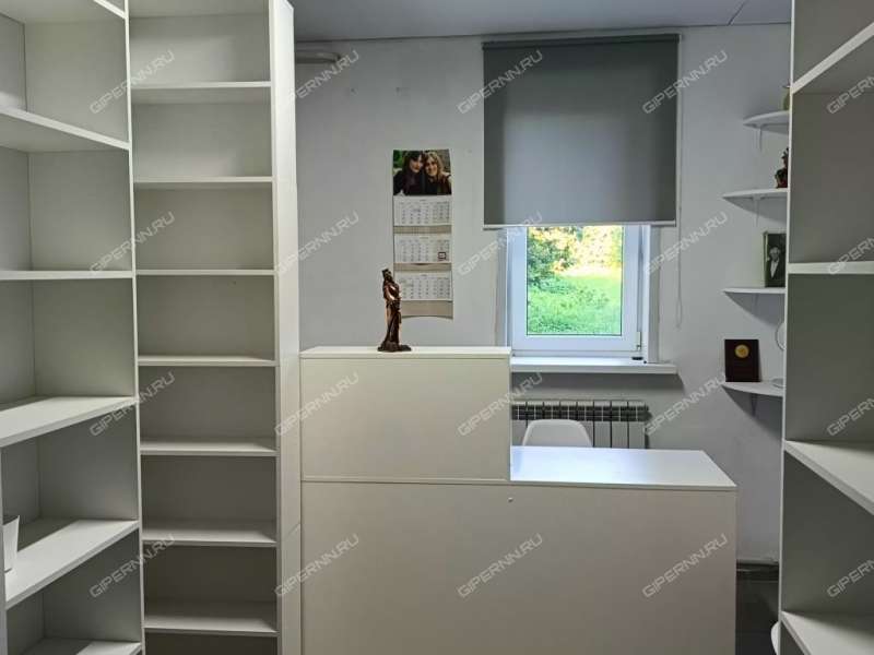 здание под торговую площадь на улице Зуева рабочий посёлок Ардатов