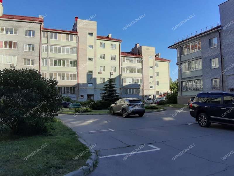 двухкомнатная квартира на Лукерьинской улице дом 5 город Кстово