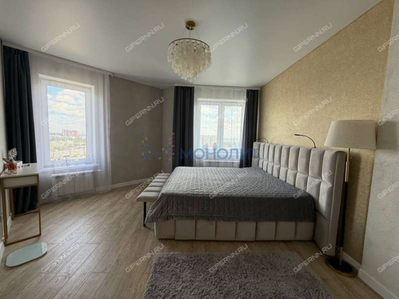 трёхкомнатная квартира на улице Композитора Касьянова дом 11