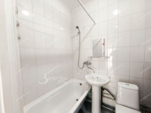 1-komnatnaya-ul-40-let-pobedy-d-20 фото