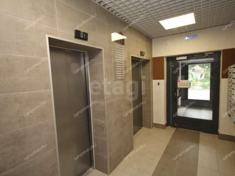 однокомнатная квартира на улице Александра Хохлова дом 7