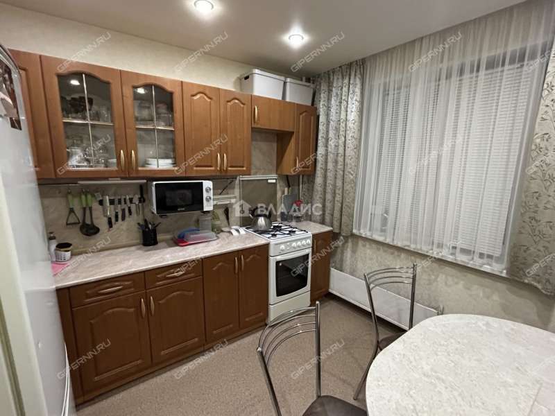 двухкомнатная квартира на улице Федосеенко дом 102