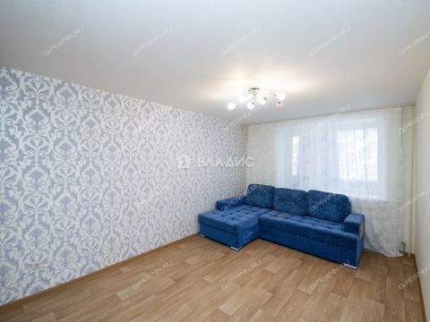 3-komnatnaya-ul-arhangelskaya-d-16 фото