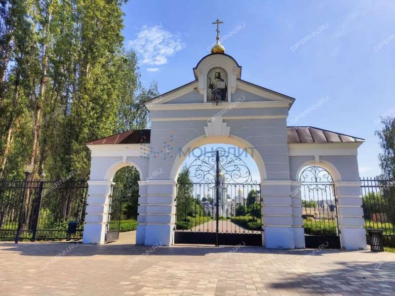 трёхкомнатная квартира на улице Героя Попова дом 37