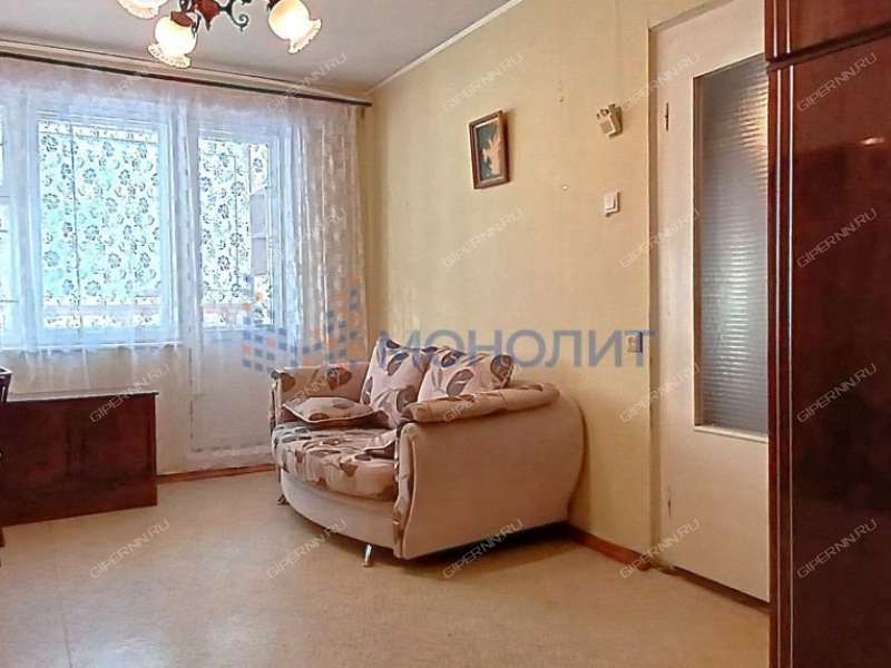 однокомнатная квартира на улице Германа Лопатина дом 11