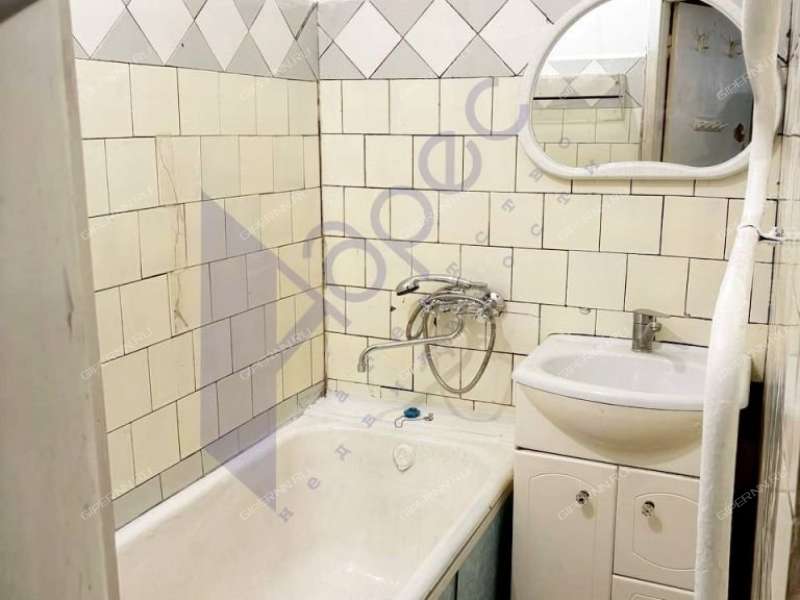 двухкомнатная квартира на улице Федосеенко дом 29