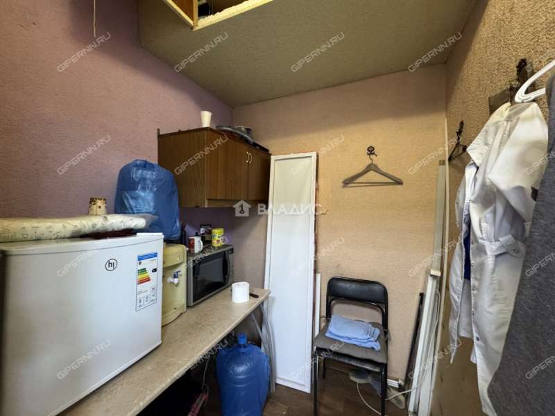 помещение под помещение свободного назначения на проспекте Ильича