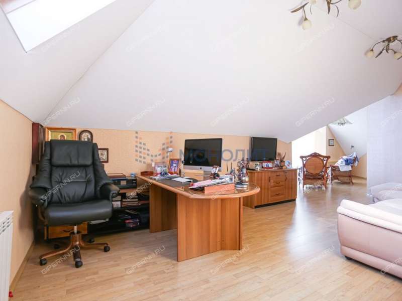 дом на улице Вали Котика