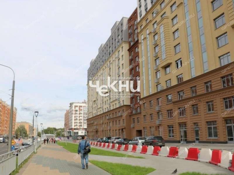 трёхкомнатная квартира на улице Максима Горького дом 73