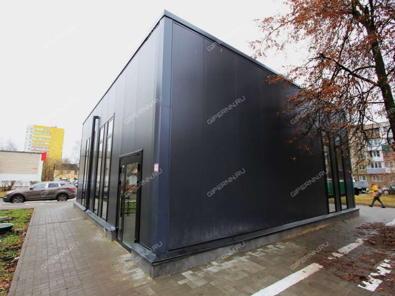 здание под торговую площадь на улице Мечникова