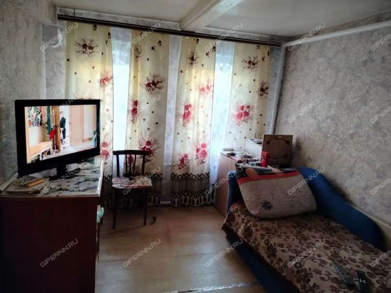 дом на Центральной улице село Убежицы