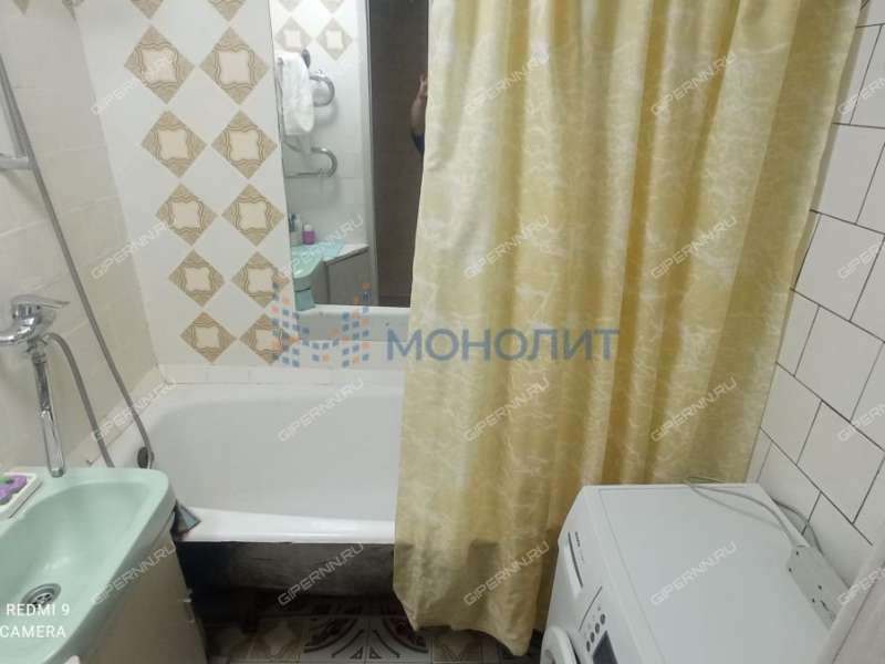 четырёхкомнатная квартира на улице Адмирала Макарова дом 8 к1