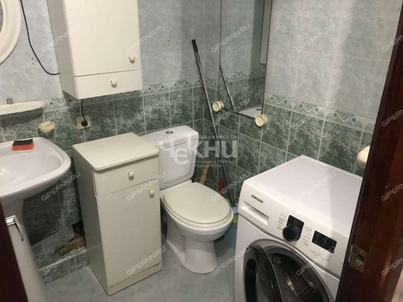 двухкомнатная квартира на улице Максима Горького дом 250