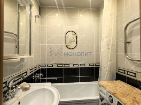 3-komnatnaya-ul-vologdina-d-4 фото