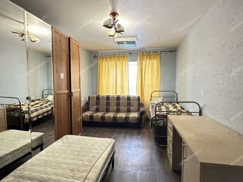 четырёхкомнатная квартира на Нижегородской улице дом 5а город Кстово