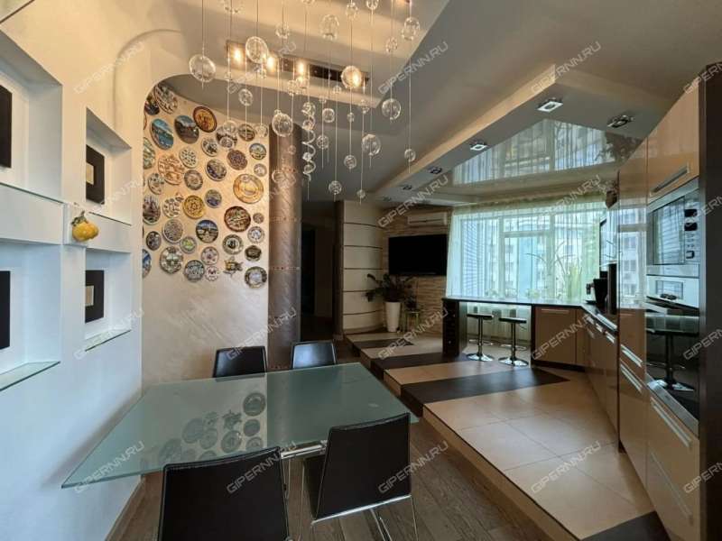 четырёхкомнатная квартира на Новой улице дом 32