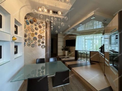 4-komnatnaya-ul-novaya-d-32 фото