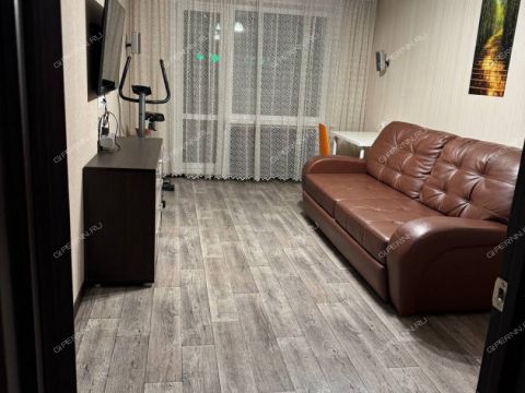 3-komnatnaya-ul-pyatigorskaya-d-19 фото