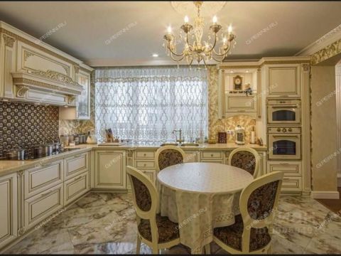 3-komnatnaya-ul-rodionova-d-192-k4 фото