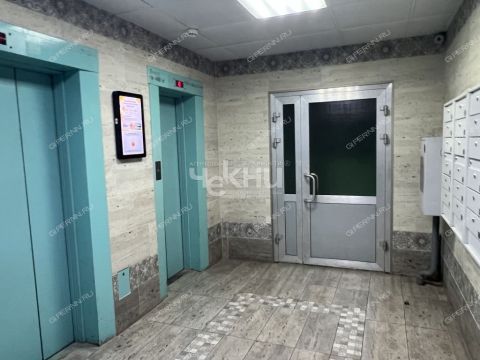 1-komnatnaya-ul-nizhne-pecherskaya-d-17 фото