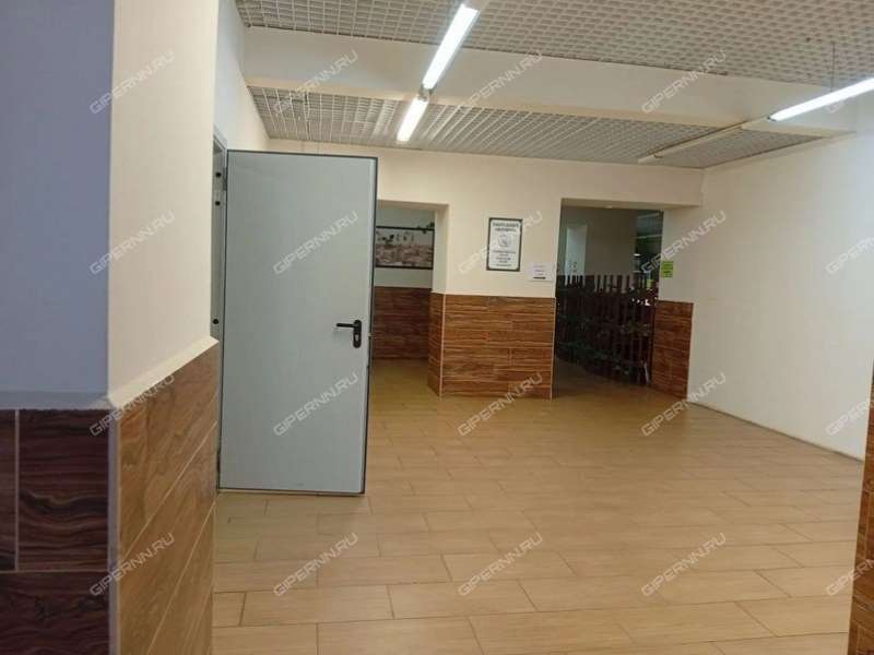помещение под торговую площадь на улице Свободы
