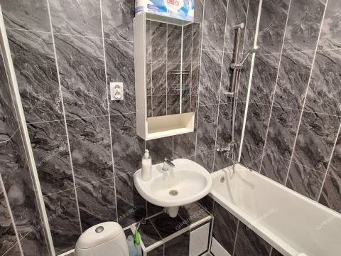 1-komnatnaya-ul-raduzhnaya-d-14 фото