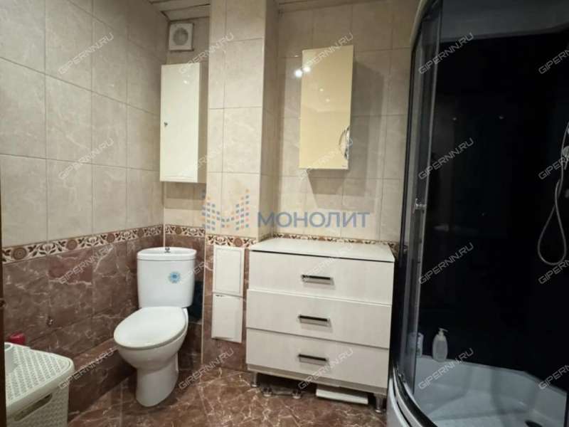 трёхкомнатная квартира на Эпроновской улице дом 10