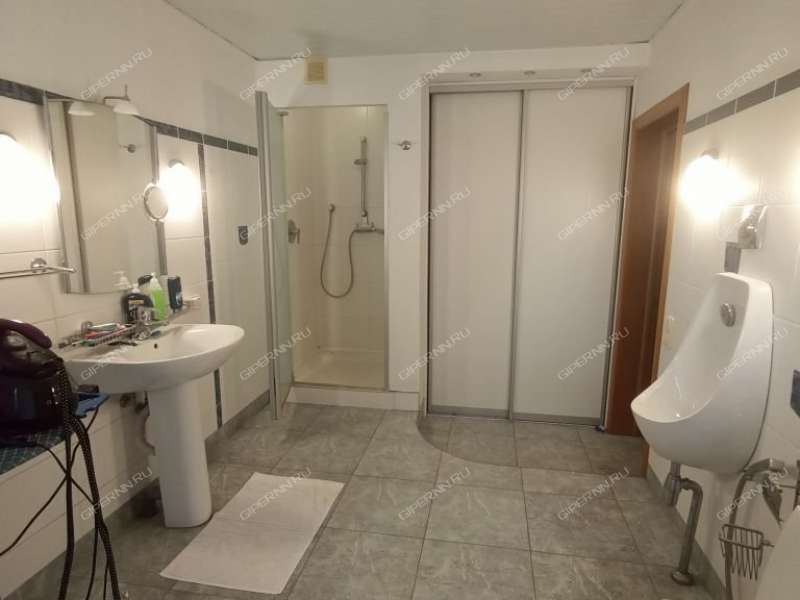 трёхкомнатная квартира на улице Максима Горького дом 232