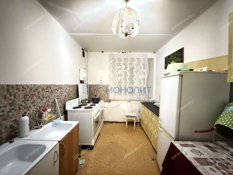 комната в доме 15А на улице Дружаева