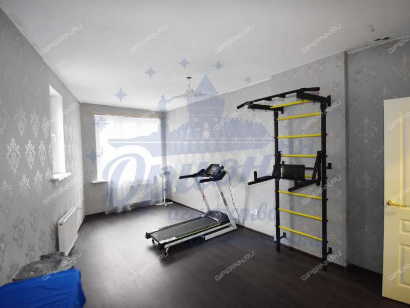 трёхкомнатная квартира на улице Маршала Баграмяна дом 4