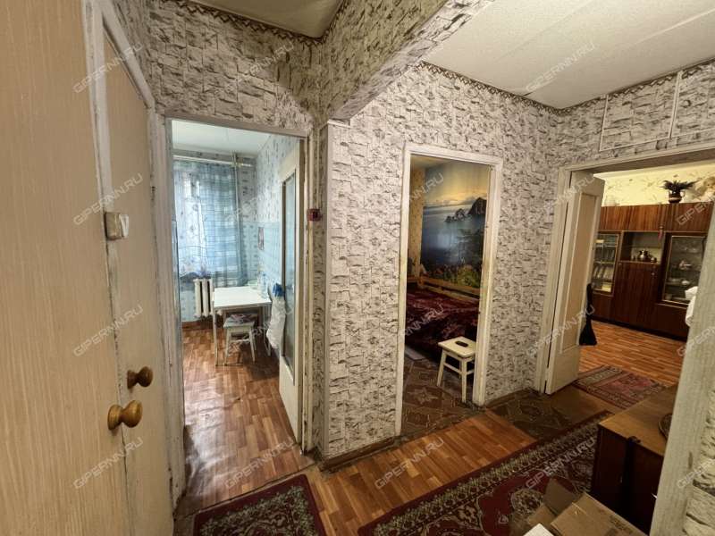 двухкомнатная квартира на улице Военных Комиссаров дом 5